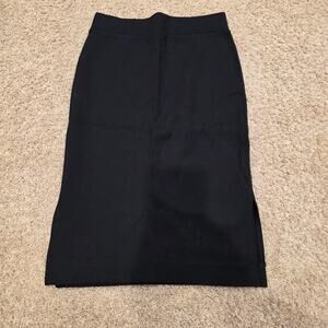 EUC Madewell black Column side-slit skirt in black sz XS